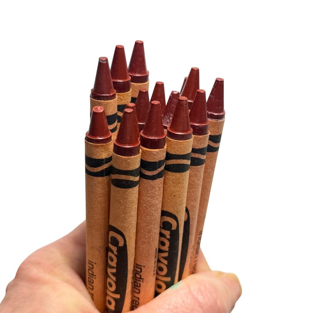 Vintage Retired Crayola Indian Red Crayons Vintage Set Of 16 Collectable - Picture 2 of 3